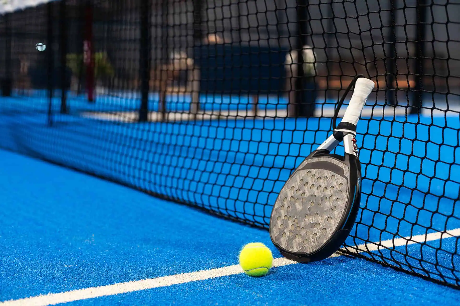 The Complete Padel Racket Guide: Everything You Need to Know